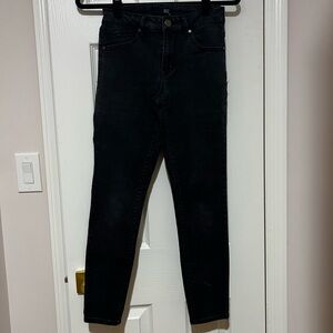 1822 Denim Women's Dark Black Skinny Jeans
